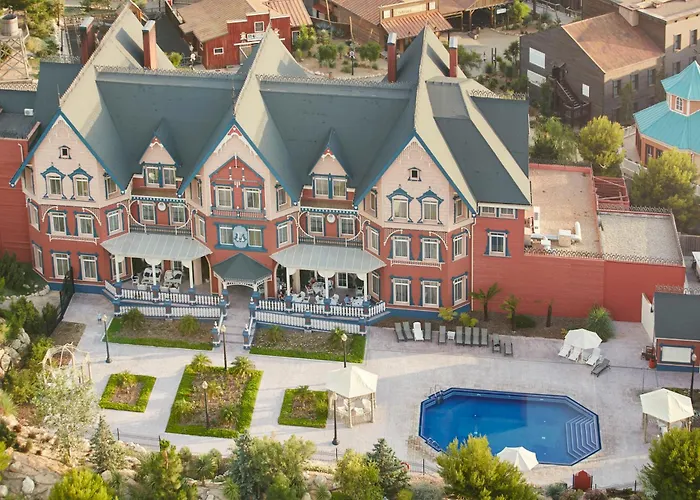 Portaventura Hotel Lucy'S Mansion - Includes Unlimited Access & Express Wristband To Portaventura Park & Ferrari Land